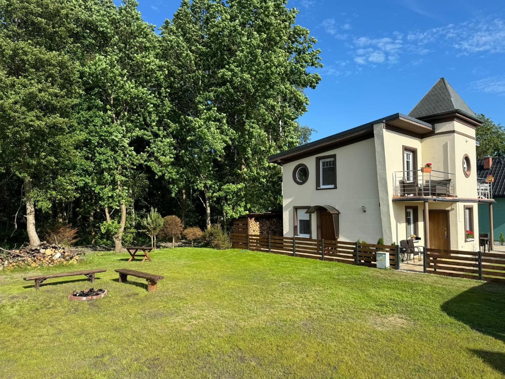 Domek Leba Nowecin Exterior photo